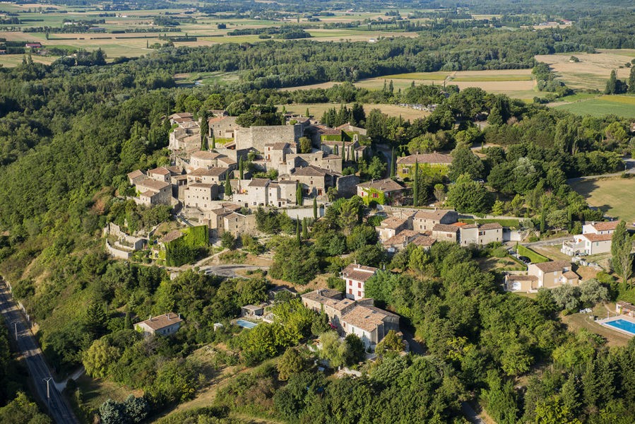 La Laupie Village perché La Laupie Drôme
