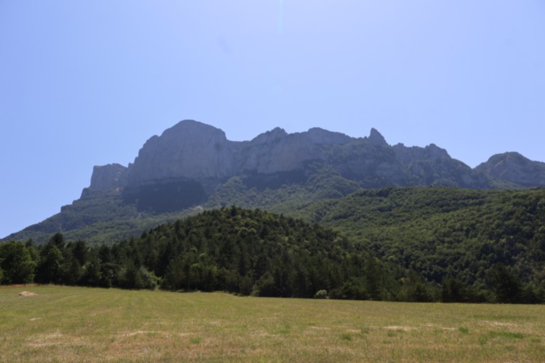 Vue sur les 3 becs depuis Les Bellieux Vue sur les 3 becs depuis Les Bellieux