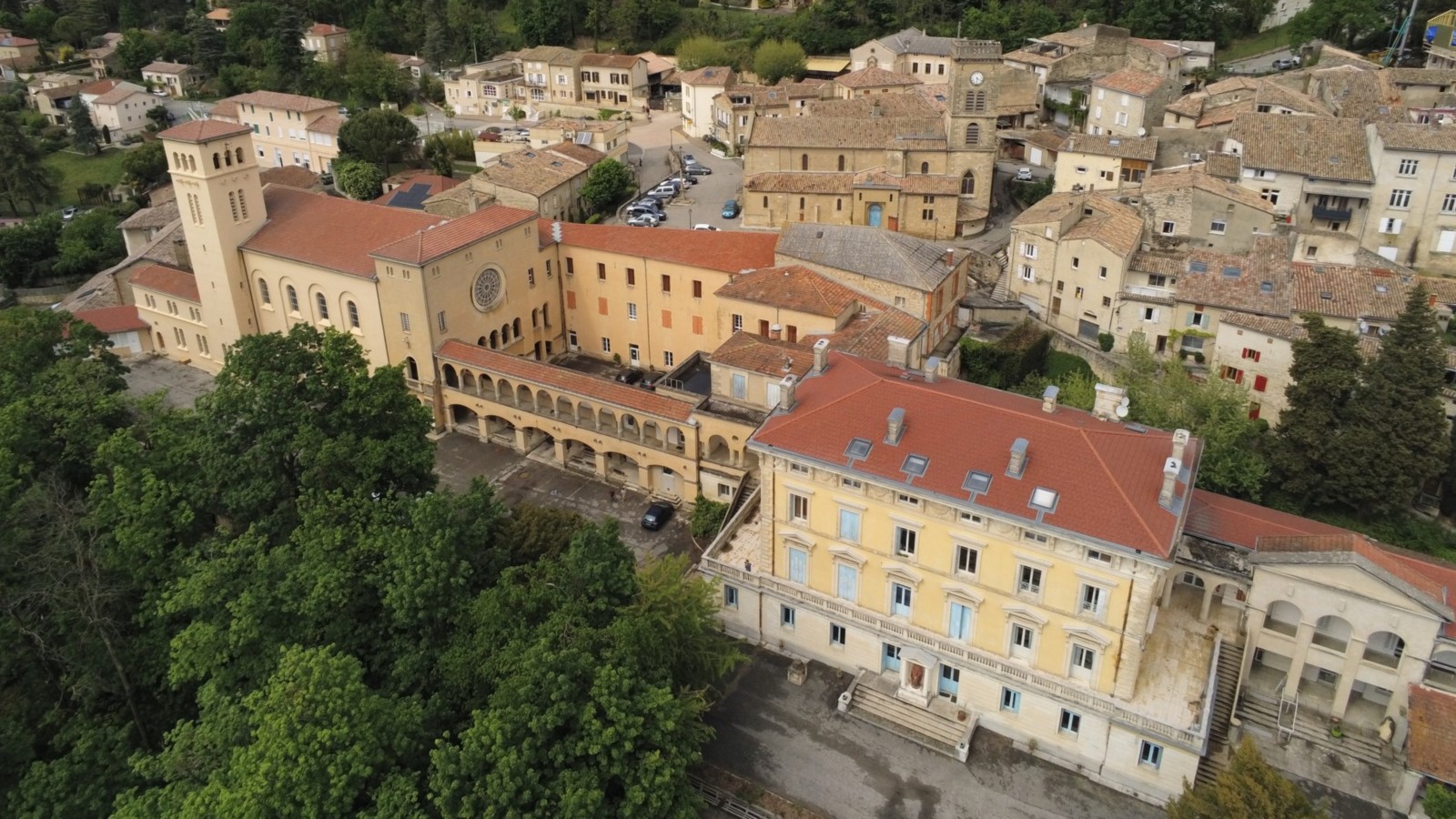 Le « château » d’Allex Le « château » d’Allex Drôme